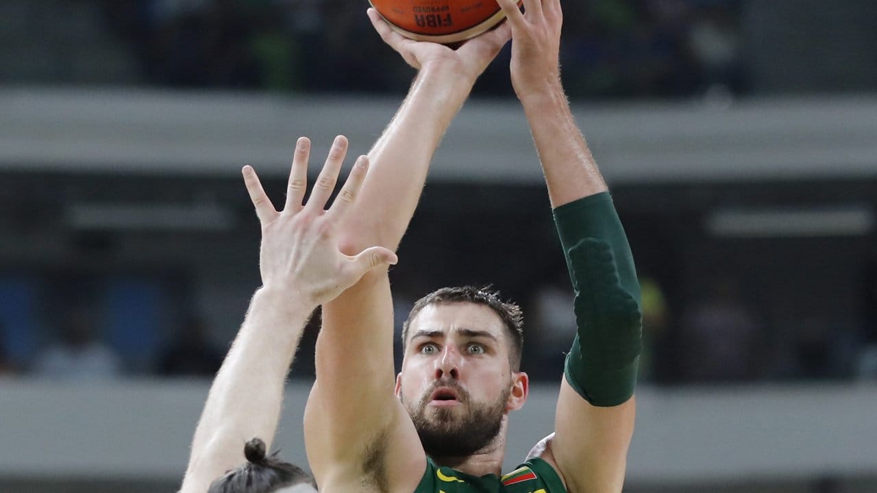 Jonas Valanciunas will den Litauern den ersten heiß ersehnten Titelgewinn seit 2003 bescheren. Jonas Valanciunas will den Litauern den ersten heiß ersehnten Titelgewinn seit 2003 bescheren.