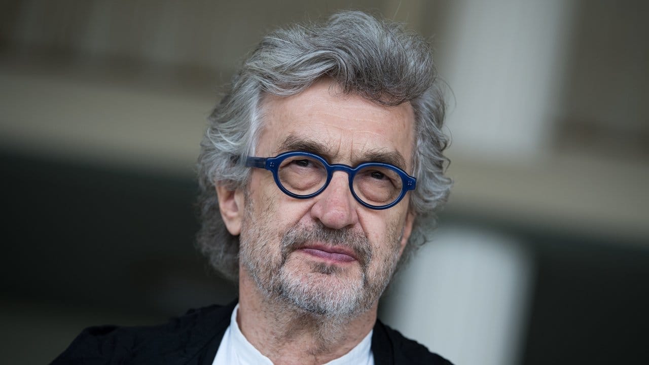 Wim Wenders' Film "Submergence" hat beim Filmfestival in Toronto Weltpremiere. Wim Wenders' Film "Submergence" hat beim Filmfestival in Toronto Weltpremiere.