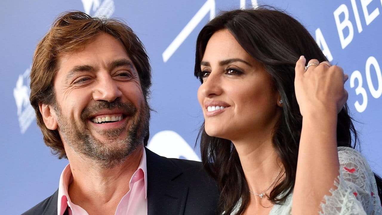 Nicht nur im wahren Leben ein Paar: Penélope Cruz und Javier Bardem spielen im Drogen-Film "Loving Pedro" ein Liebespaar. Nicht nur im wahren Leben ein Paar: Penélope Cruz und Javier Bardem spielen im Drogen-Film "Loving Pedro" ein Liebespaar.