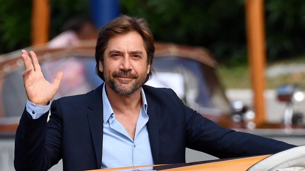 Ankunft am Lido: Javier Bardem stellt seinen Film "Loving Pablo" vor. Ankunft am Lido: Javier Bardem stellt seinen Film "Loving Pablo" vor.