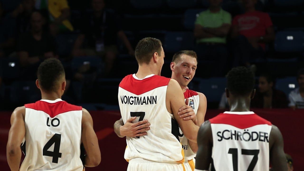 Die deutsche Basketball-Nationalmannschaft steht im EM-Viertelfinale.
