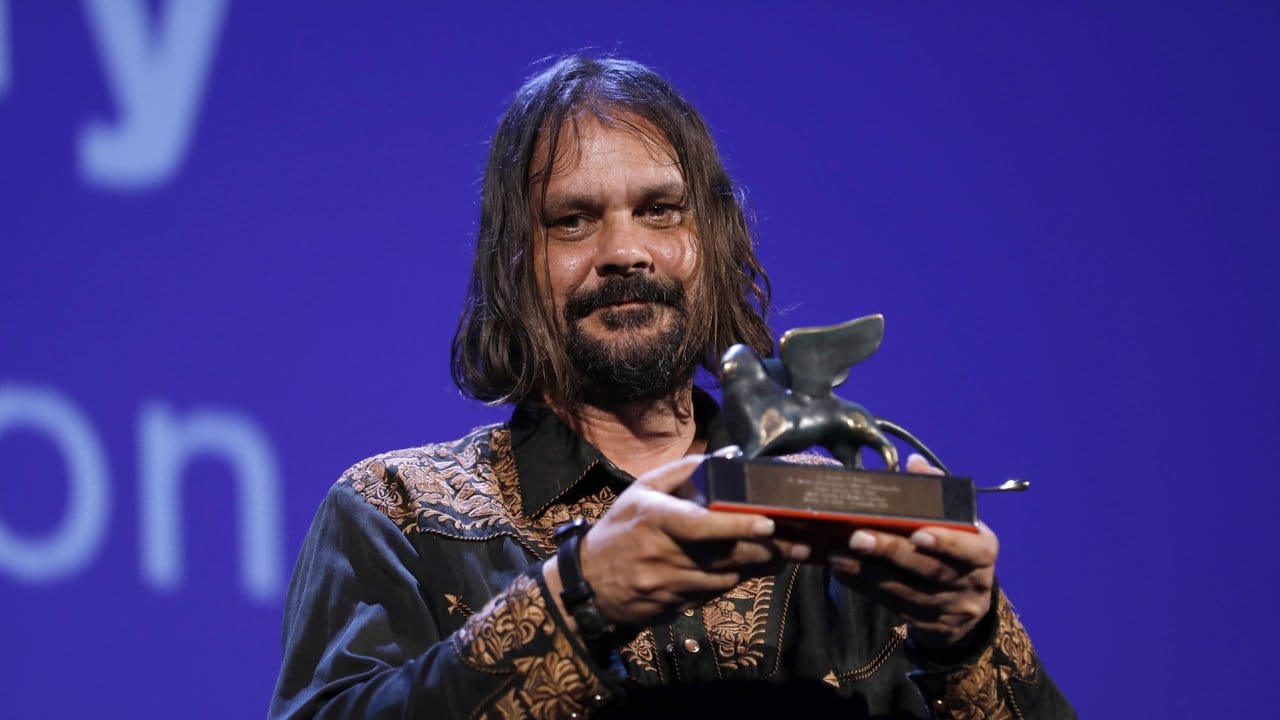 Der Spezialpreis der Jury geht an den australischen Regisseur Warwick Thornton. Der Spezialpreis der Jury geht an den australischen Regisseur Warwick Thornton.