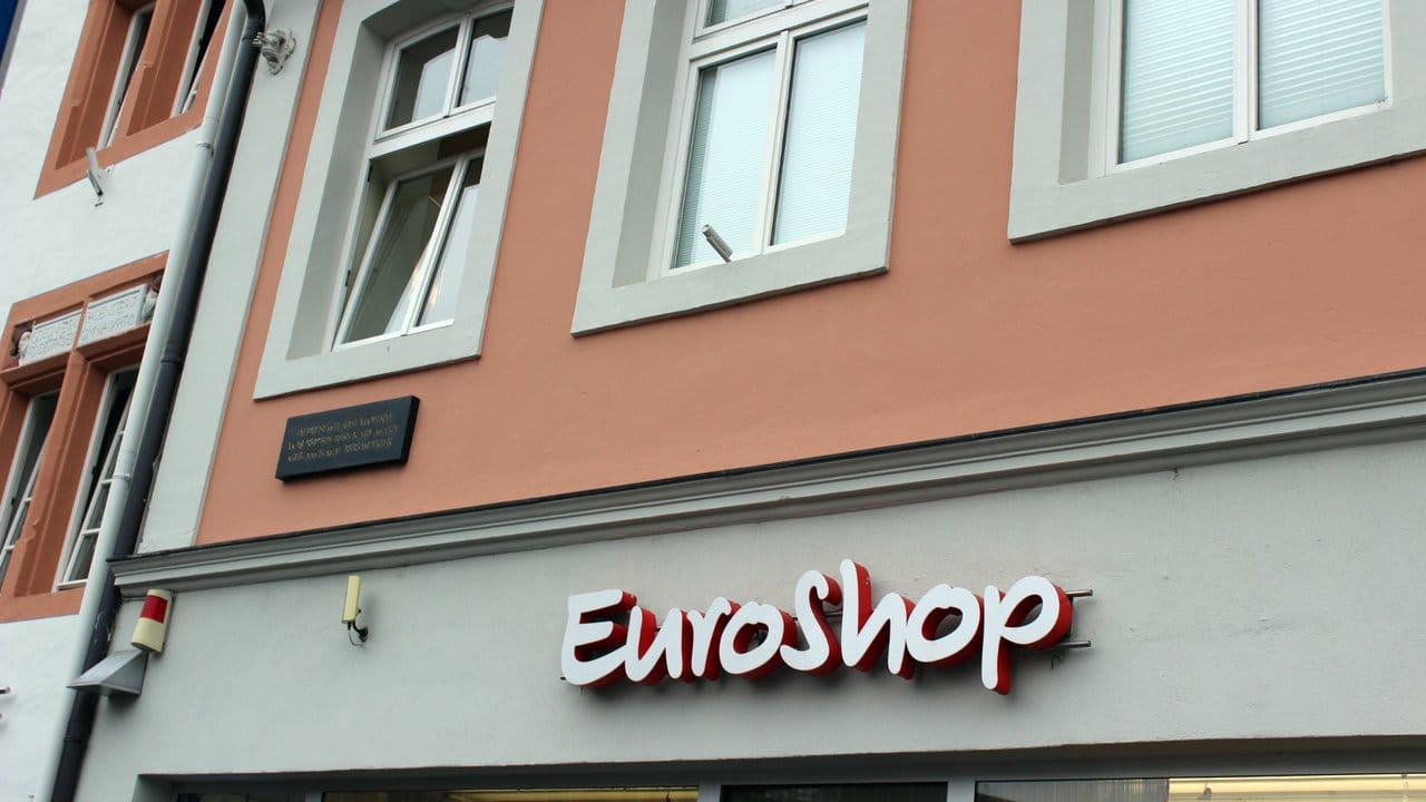 Ironie der Geschichte: In Marx' ehemaligem Wohnhaus in Trier befindet sich heute ein Ein-Euro-Shop.