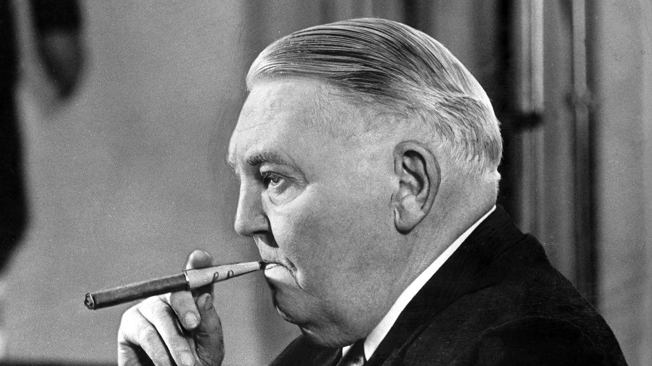 Ludwig Erhard war kein Kunstkenner, aber aufgeschlossen. Ludwig Erhard war kein Kunstkenner, aber aufgeschlossen.