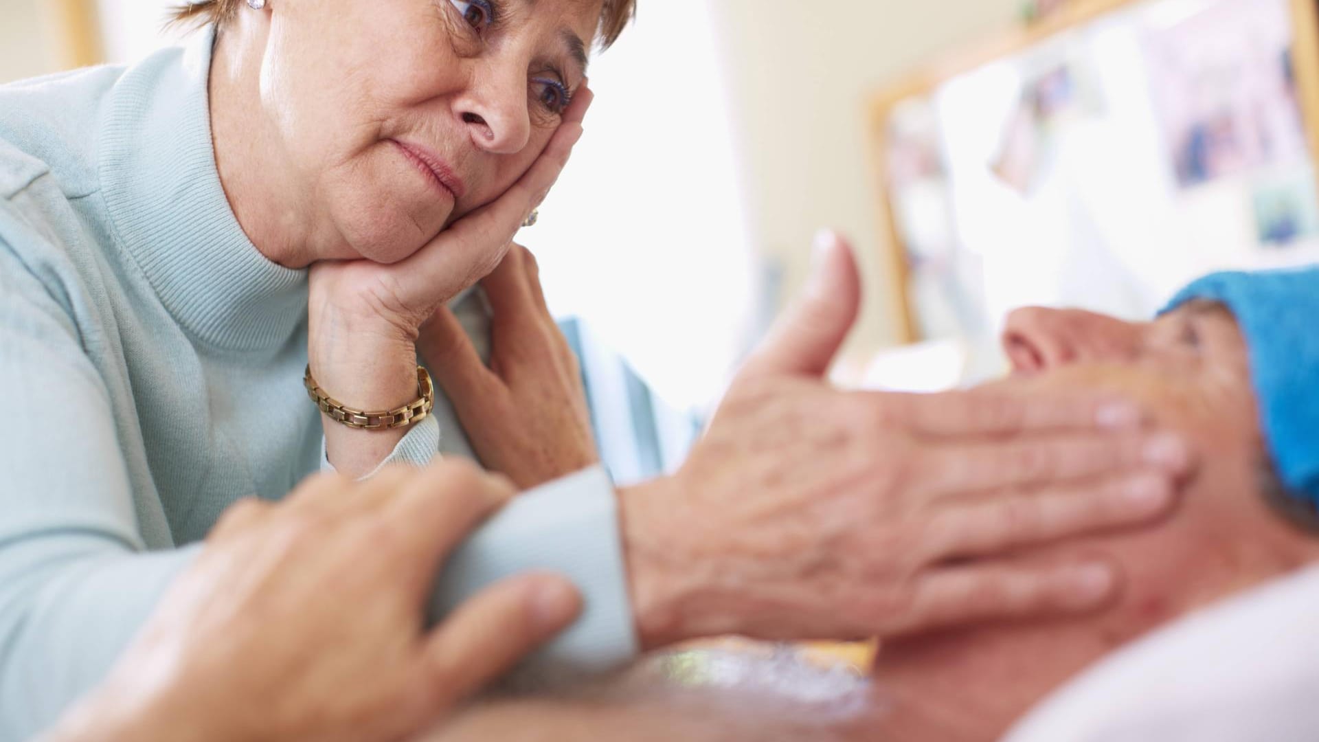 Zur sogenannten Post Stroke Depression neigen Patienten, die bereits vor einem Schlaganfall schon depressive Episoden durchgemacht haben.