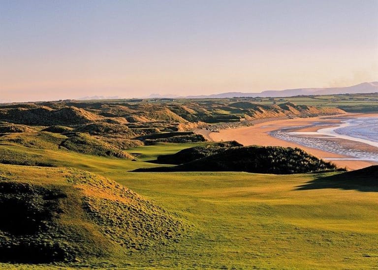 Direkt am Atlantik: Der Ballybunion Golf Club gilt als einer der anspruchsvollsten Golfplätze in Europa.