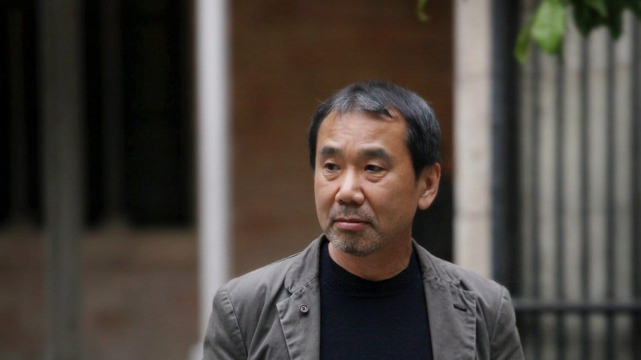 Bei den Wettbüros rangiert der japanische Schriftsteller Haruki Murakami momentan auf Platz zwei.
