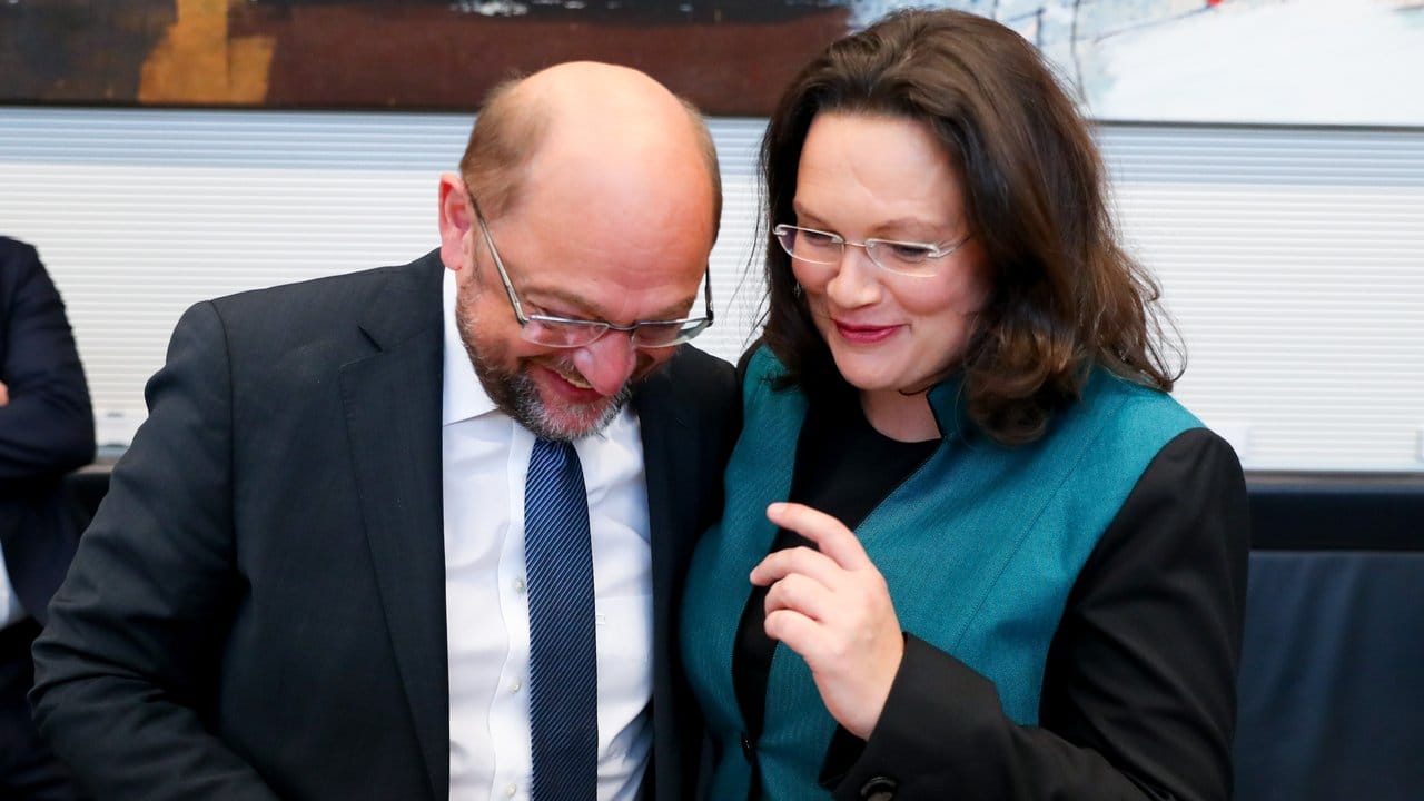 Der SPD-Parteivorsitzende Martin Schulz und Andrea Nahles zu Beginn der SPD-Fraktionssitzung.