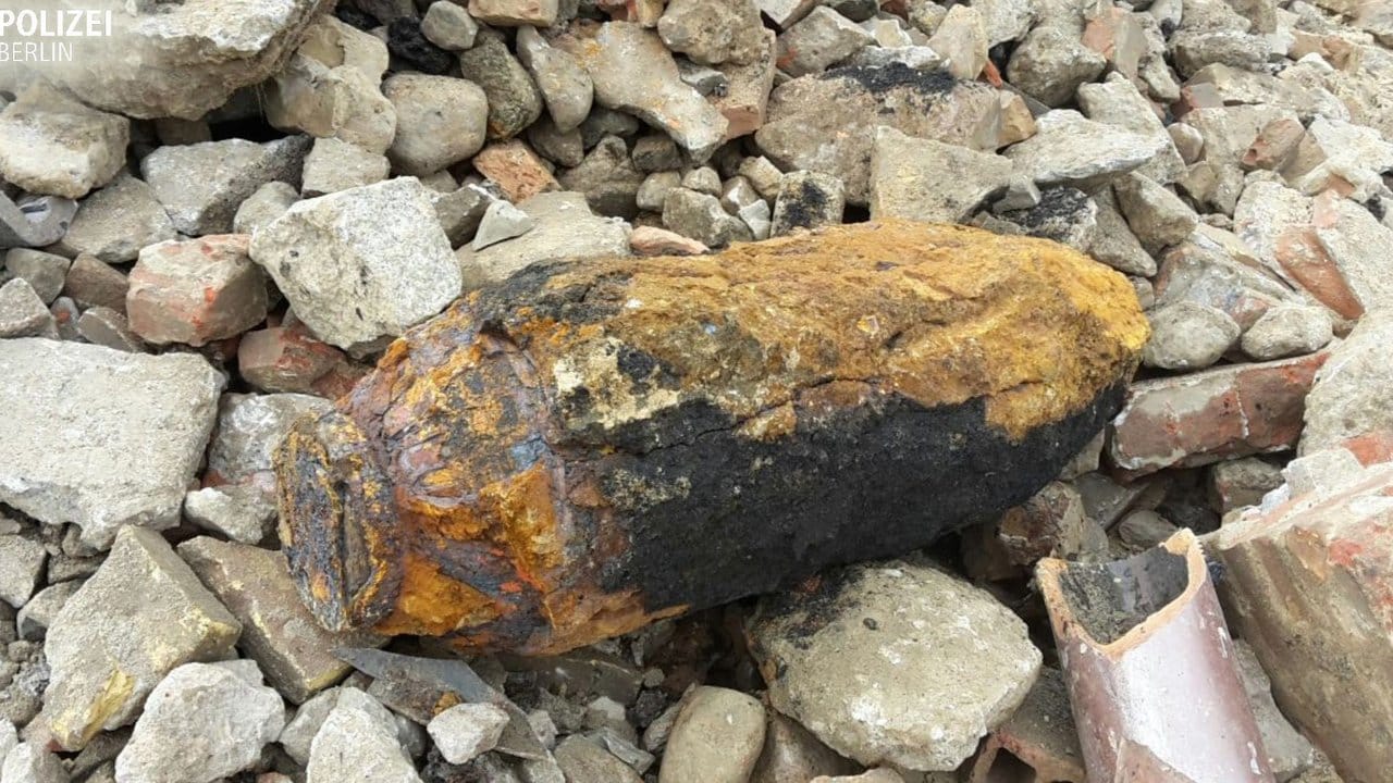 Wegen dieser Fliegerbombe aus dem Zweiten Weltkrieg müssen rund 10 000 Berliner ihre Häuser verlassen.