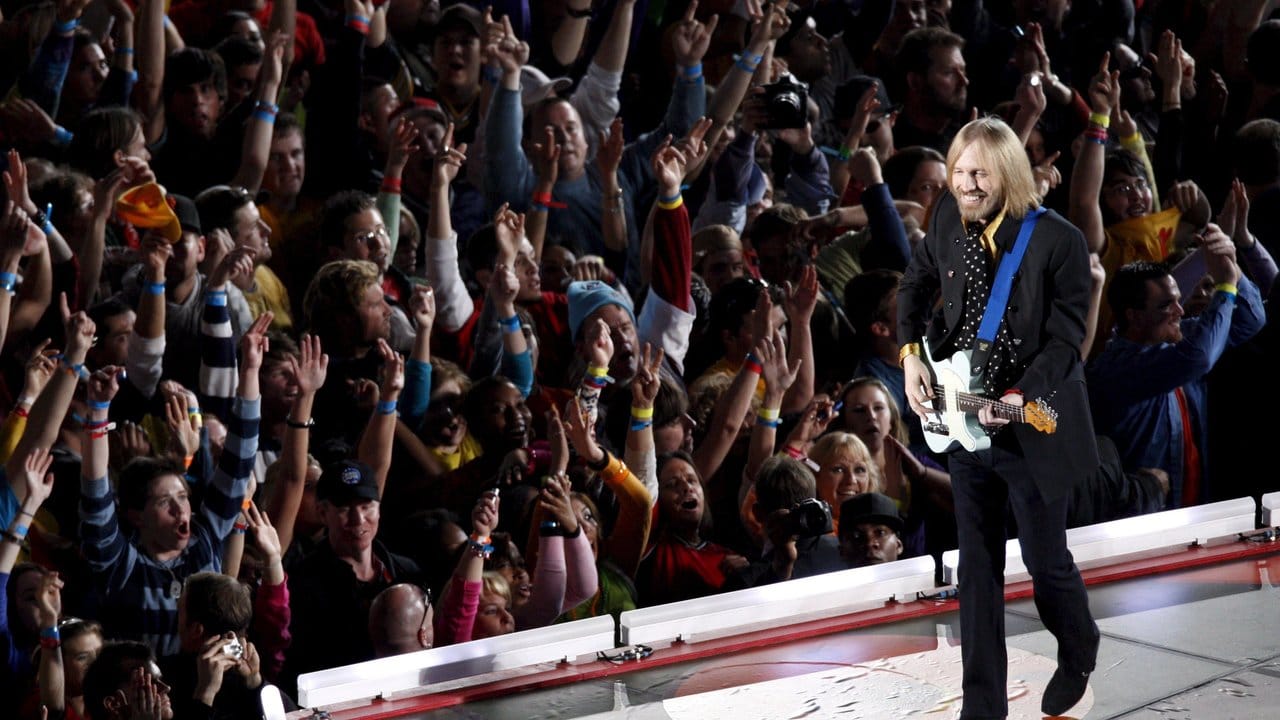 Auftritt vor Millionen: Tom Petty and the Heartbreakers bestreiten die Halbzeitshow beim Super Bowl in Glendale, Arizona (2008).