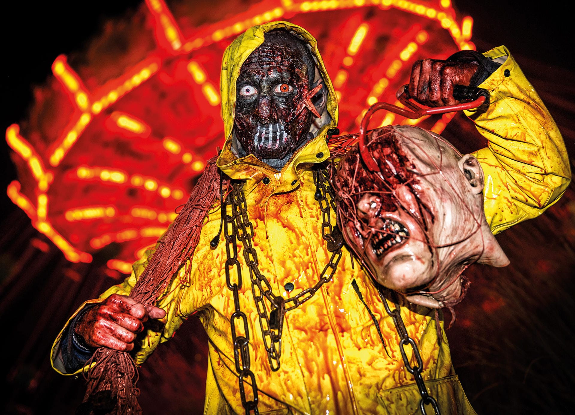 Der Movie Park Germany veranstaltet ein Halloween Horror Fest – Gänsehaut garantiert.