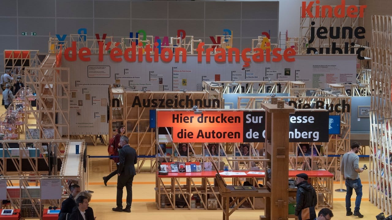 Der Pavillon des Gastlandes Frankreich auf der Buchmesse in Frankfurt am Main.