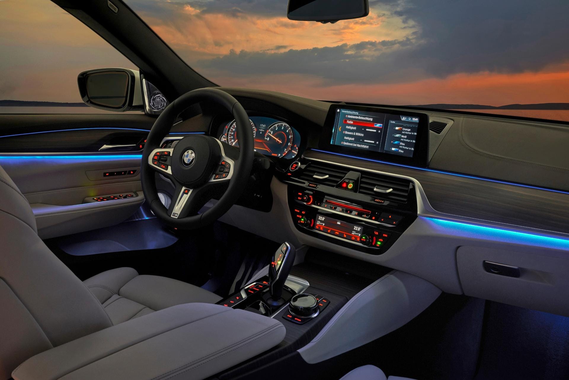 Das bekannte BMW-Cockpit glänzt durch gute Übersicht, leichte Bedienung und exzellente Verarbeitung.