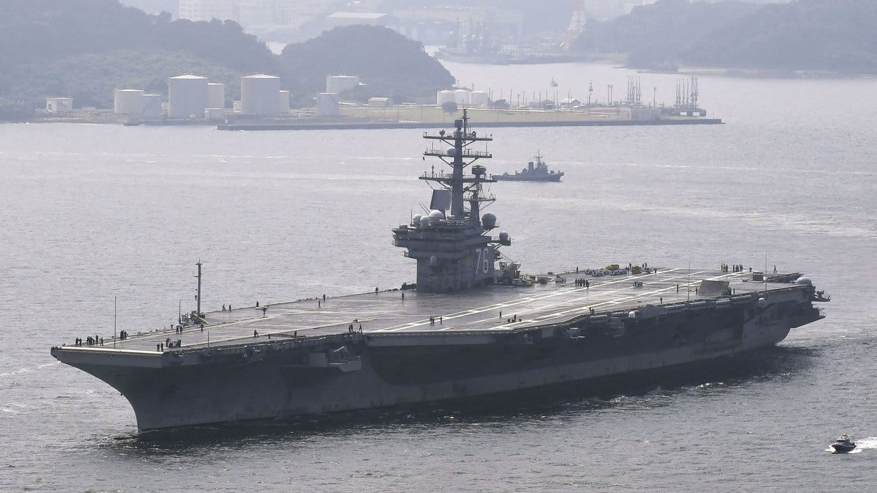 Das Foto aus dem September 2017 zeigt den US-amerikanischen Flugzeugträger USS Ronald Reagan. Das Foto aus dem September 2017 zeigt den US-amerikanischen Flugzeugträger USS Ronald Reagan.