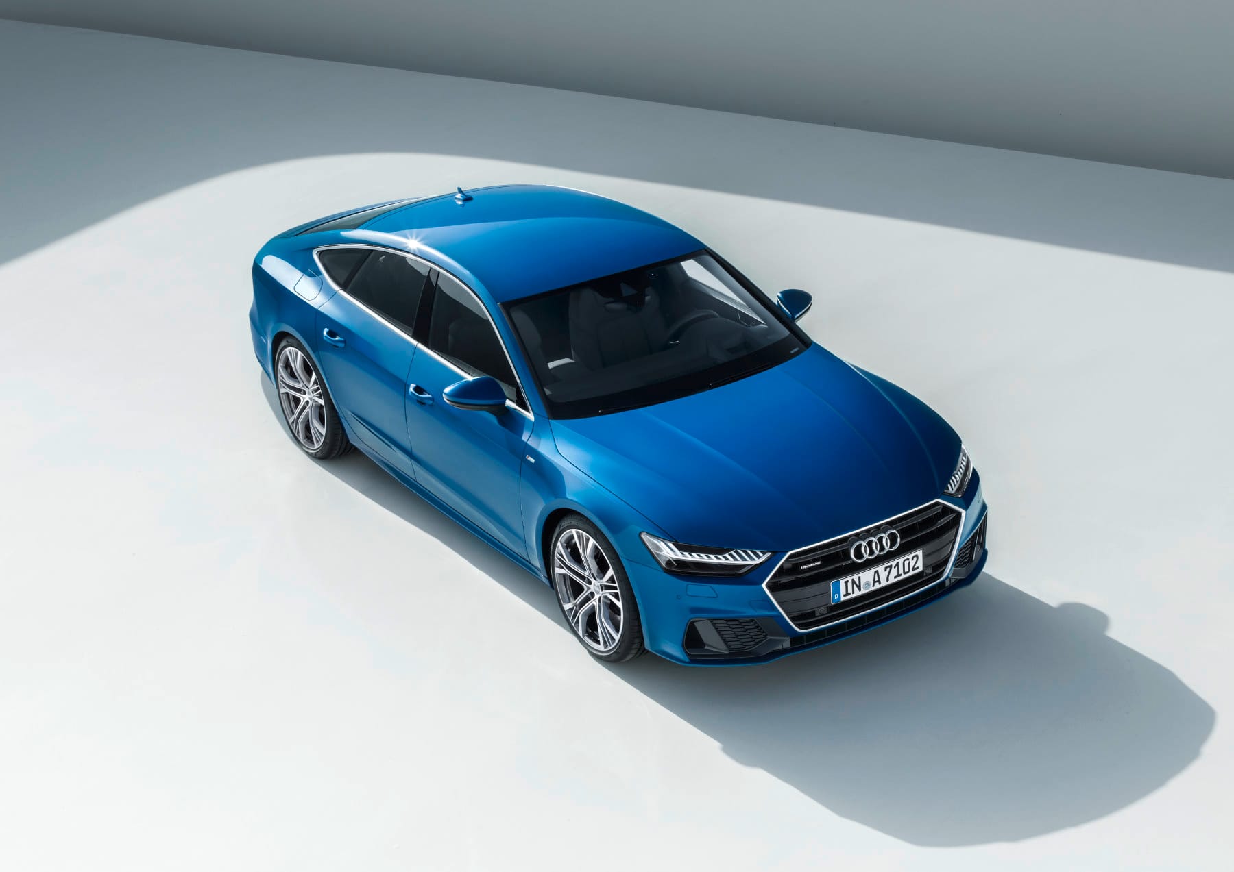 Zum Marktstart ist der Audi A7 nur als 3.0 TFSI mit 250 kW / 340 PS verfügbar.