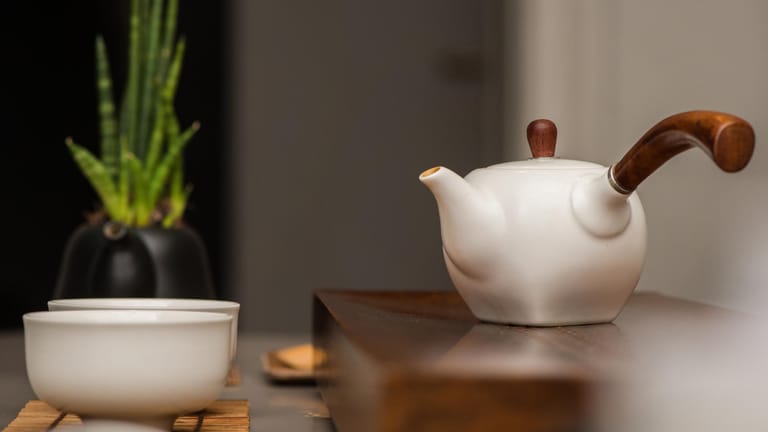 Guten Tee, gutes Wasser, eine gute Kanne: Mehr braucht es nicht für die perfekte Teezeremonie.