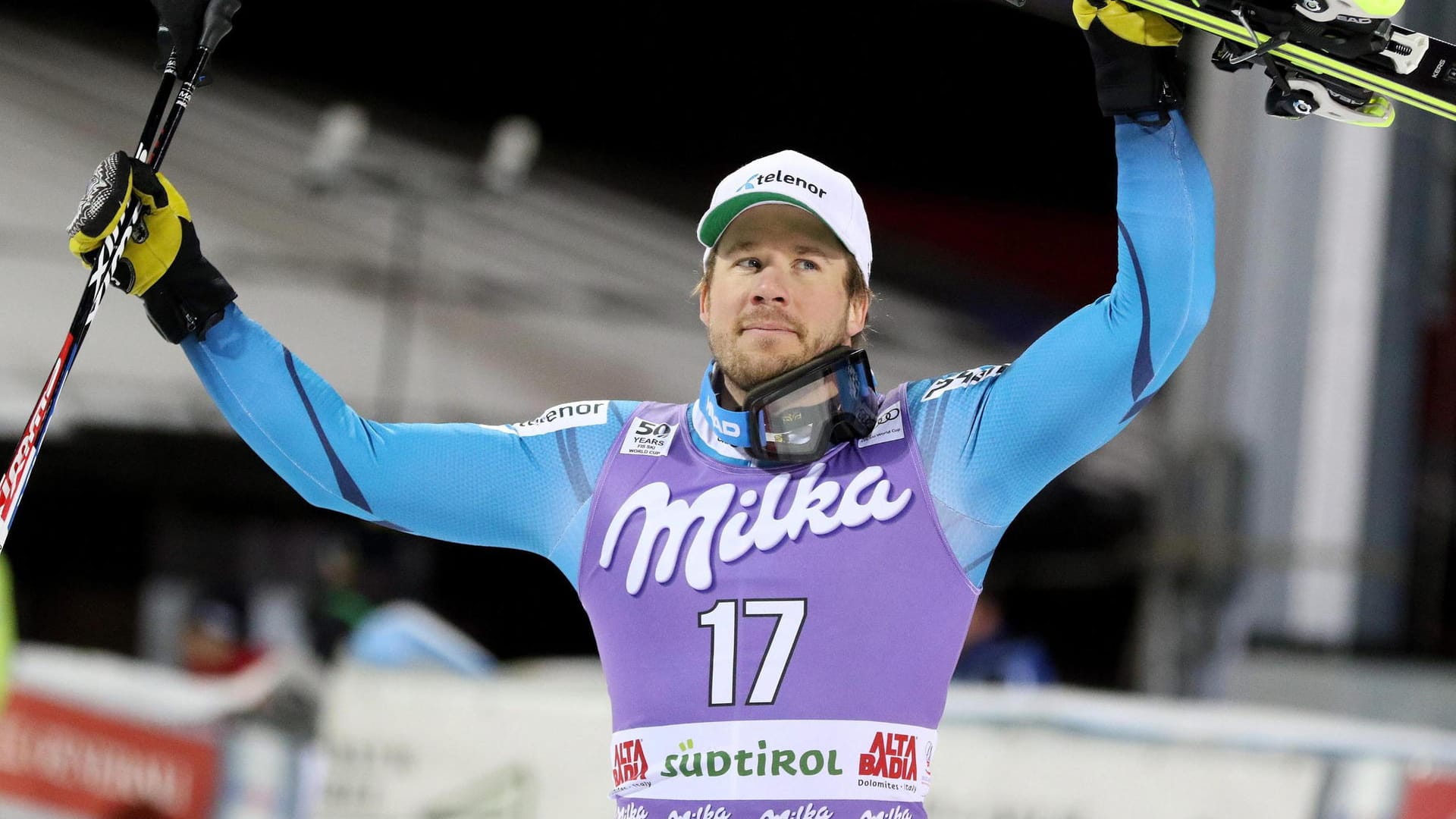 Kjetil Jansrud ist ein heißer Anwärter auf die große Kristallkugel. Der Speed-Spezialist wurde in der Vorsaison Gesamt-Zweiter, gewann die Gesamtwertung im Super-G und verpasste die kleine Kristallkugel in der Abfahrt nur hauchdünn. Der Norweger darf sich in seinen Paradedisziplinen aber kaum einen Patzer leisten und muss verletzungsfrei bleiben, wenn er die große Kugel gewinnen will.