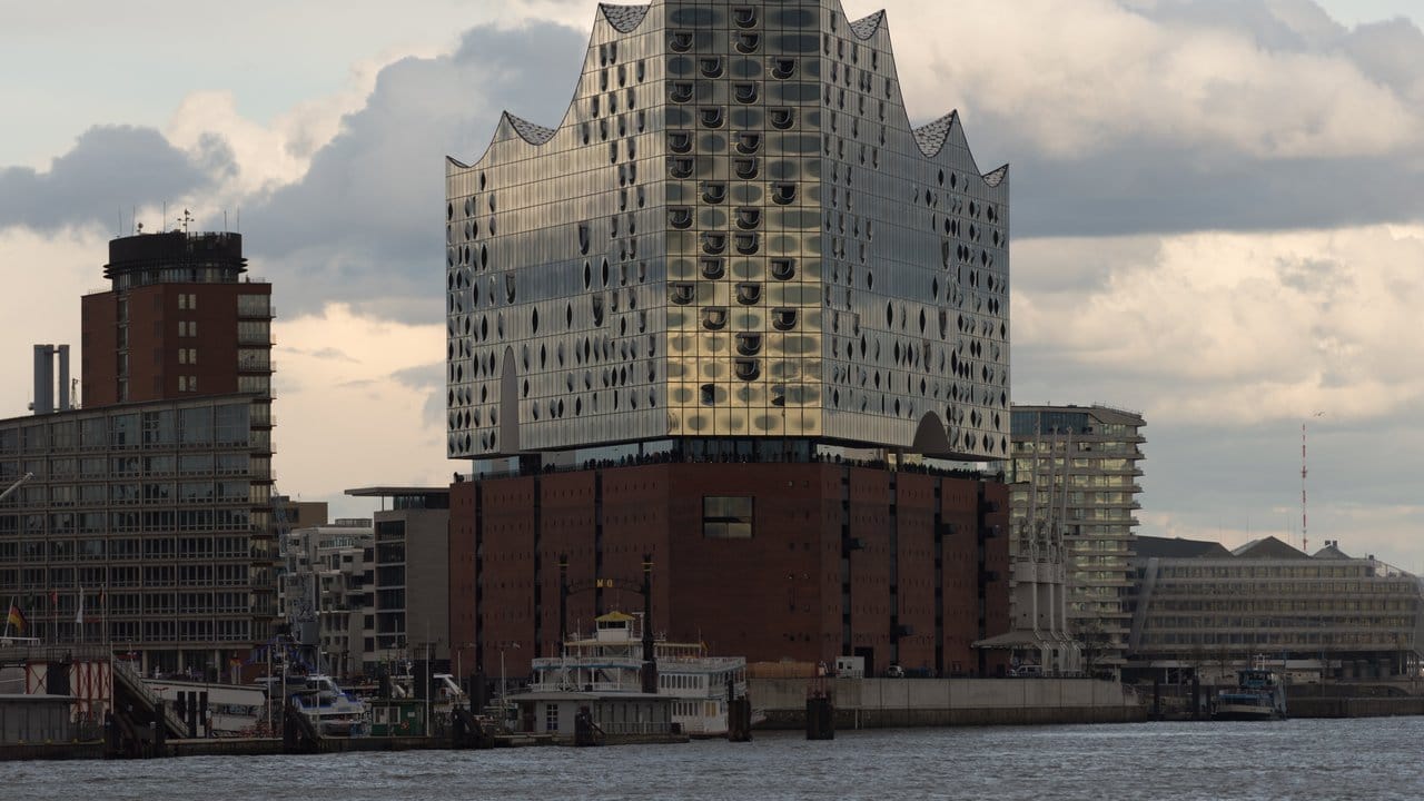 Die Elbphilharmonie ist Hamburgs spektakuläres neues Wahrzeichen.