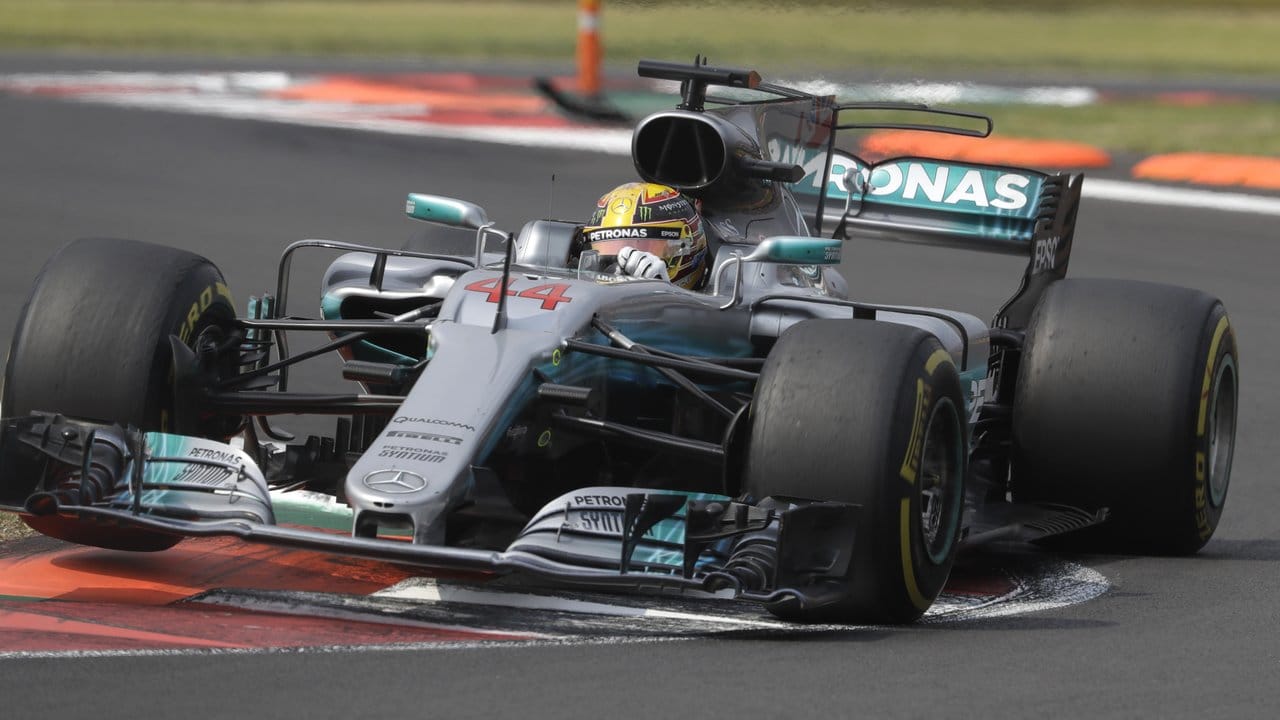 Fuhr in Mexiko-Stadt zu seinm vierten WM-Titel: Mercedes-Pilot Lewis Hamilton.