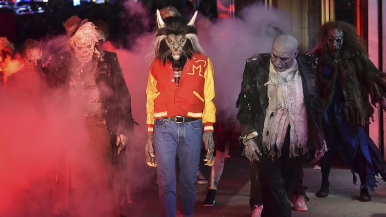 Heidi Klum als Michael-Jackson-Werwolf.