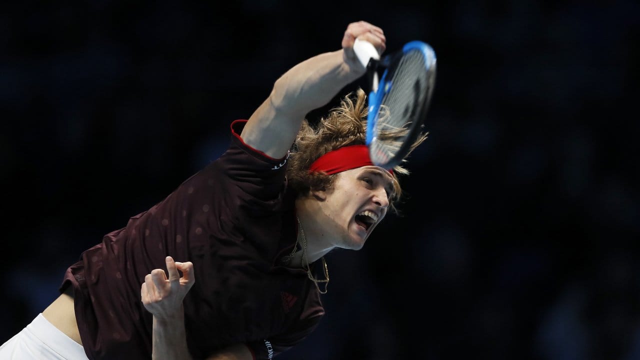 Alexander Zverev verpasst bei den ATP Finals einen Sieg im Match gegen Roger Federer.