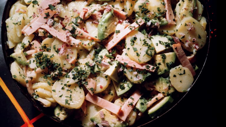 Kartoffelsalat mit Fleischsalat