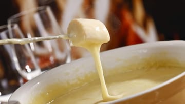 Von allen Fonduesorten gilt das Fondue mit Käse als das Original.