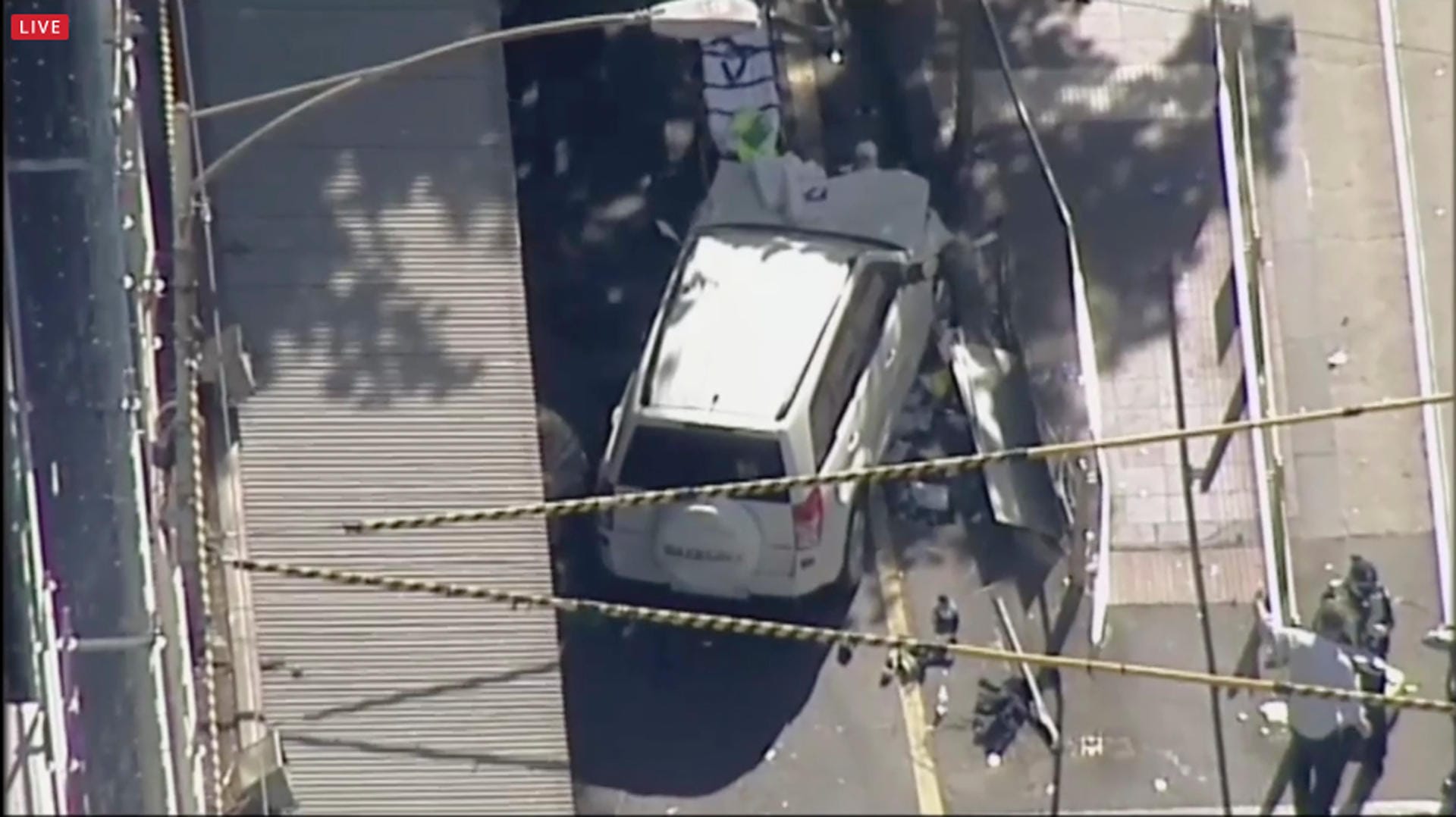 Der weiße Suzuki-SUV des Mannes, der in Melbourne in eine Menschenmenge fuhr und zahlreiche Menschen verletzte.