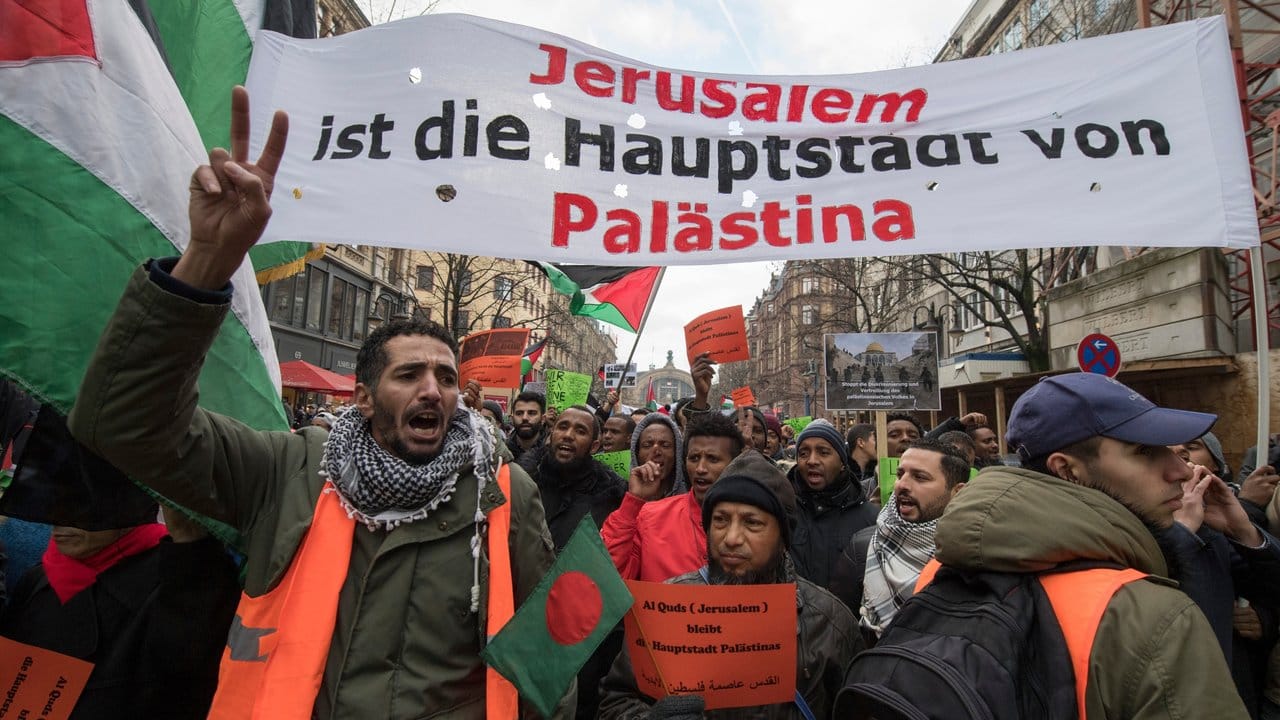 Proteste gegen Trumps Jerusalem-Entscheidung in Frankfurt am Main. Proteste gegen Trumps Jerusalem-Entscheidung in Frankfurt am Main.