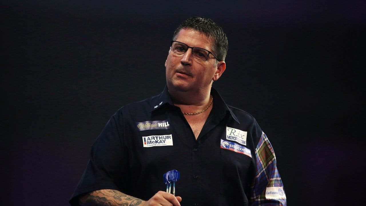 Auch Gary Anderson hat es in die Runde der besten Acht geschafft. Auch Gary Anderson hat es in die Runde der besten Acht geschafft.