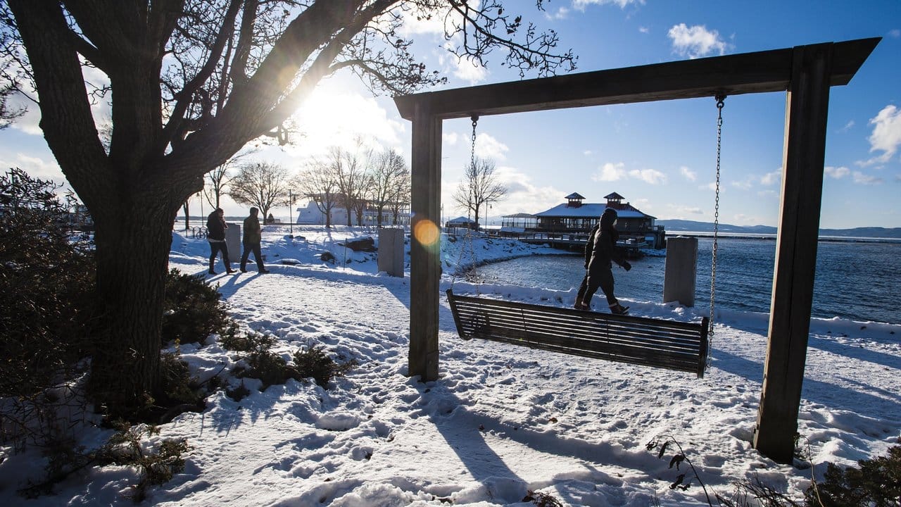 Wintermärchen: Spaziergänger in Burlington (Vermont).
