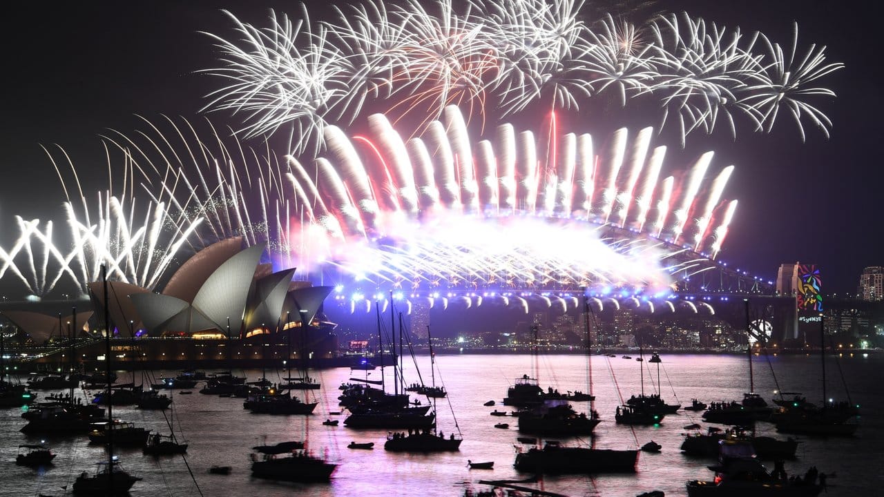 In Sydney ist das neue Jahr angebrochen. In Sydney ist das neue Jahr angebrochen.