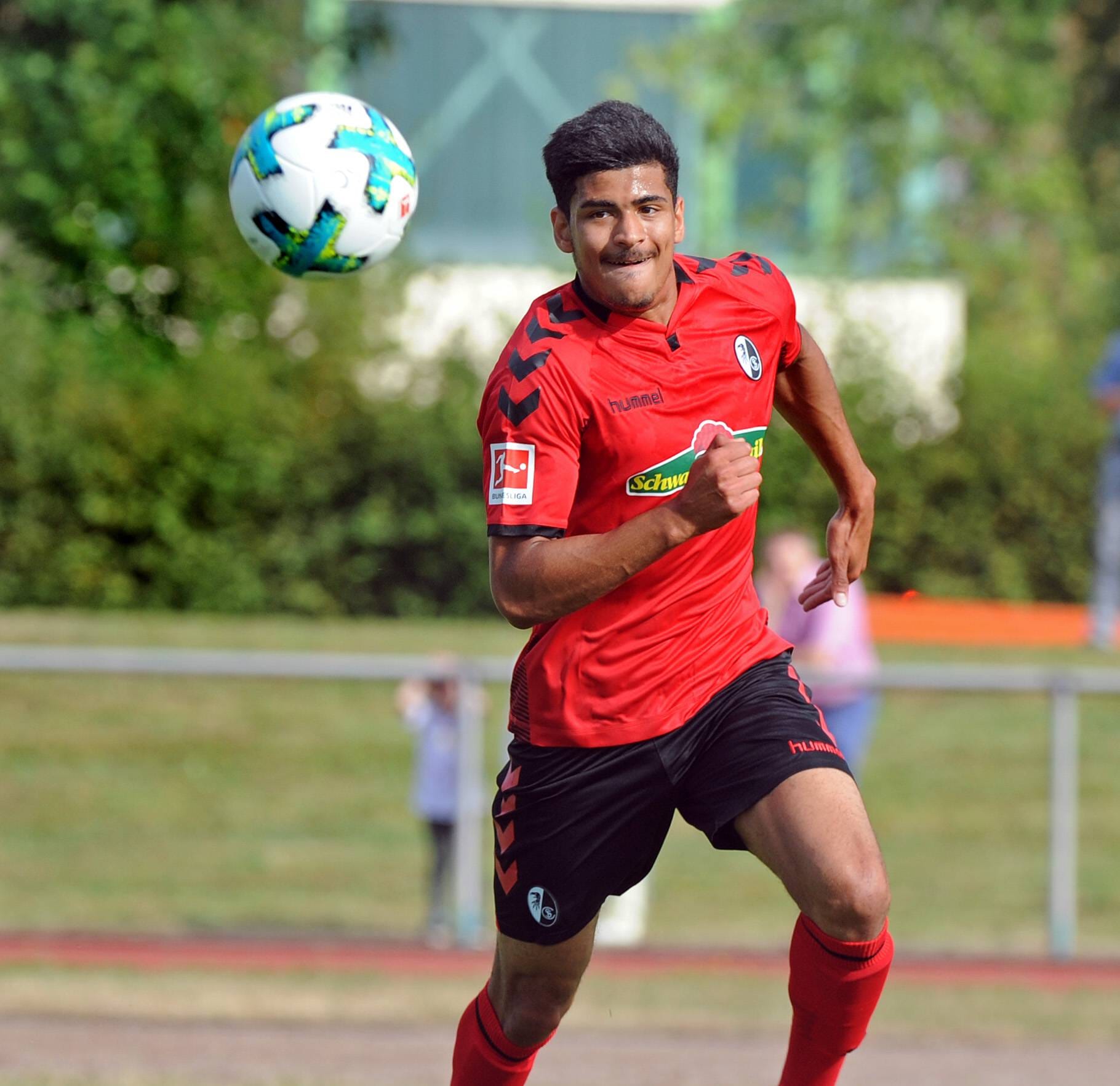 SC Freiburg: Mohamed Dräger wechselt von Freiburgs Amateuren zu den Profis.