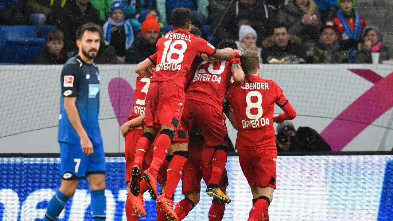Bayer Leverkusen schlägt die TSG Hoffenheim mit 4:1.
