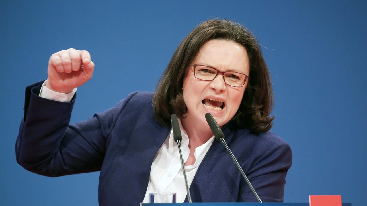 Die SPD-Fraktionsvorsitzende im Bundestag, Andrea Nahles, wirbt für die Aufnahme von Koalitionsverhandlungen.