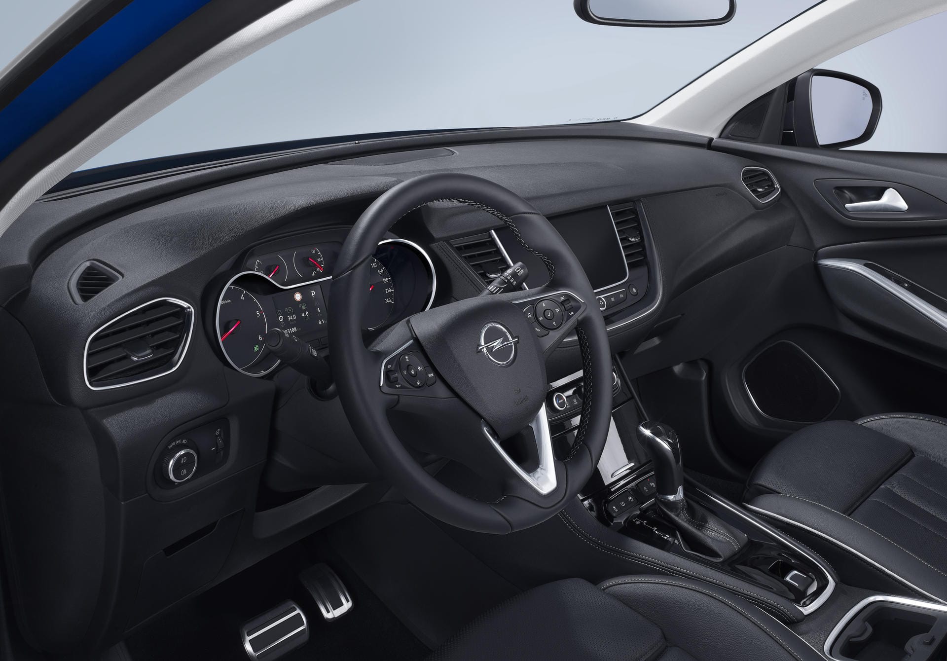 Opel Grandland X: Das SUV-Cockpit ähnelt dem von Mokka, Insignia und Co.