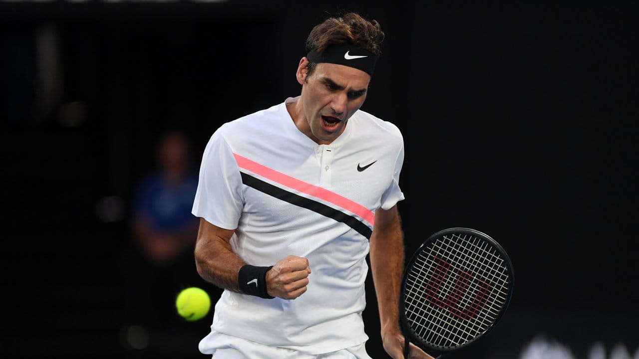 Roger Federer steht nach dem Sieg über Tomas Berdych im Halbfinale der Australian Open.