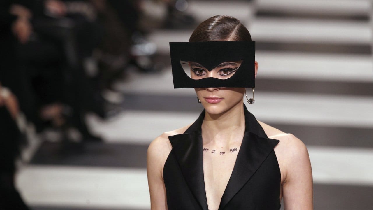 Maskenball bei Dior.