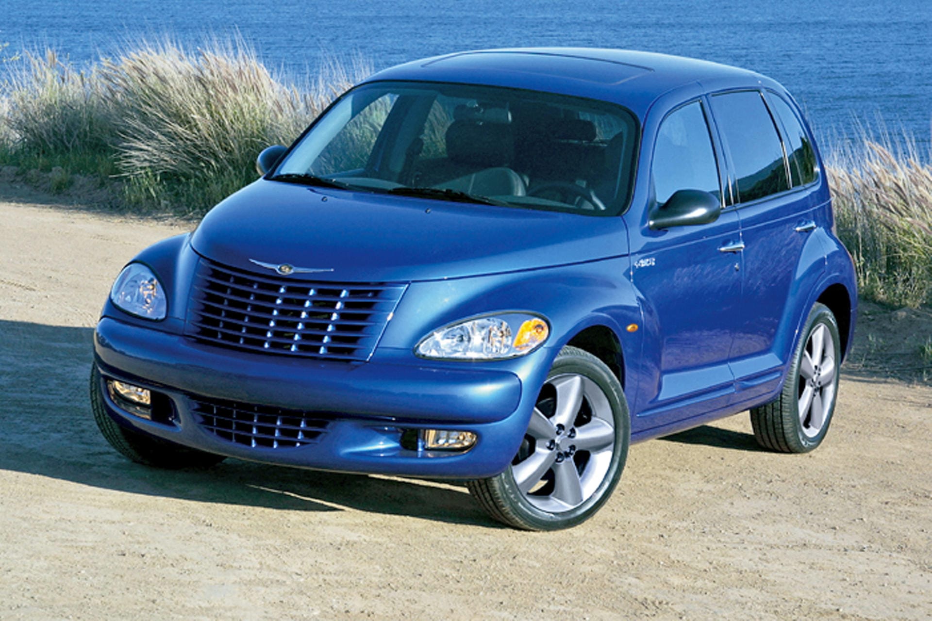 Der Chrysler PT Cruiser hat einen Namen, der bei Engländern für Gelächter sorgen kann. Denn P und T bilden schnell das Wort "pitty". Und das bedeutet "Mitleid".