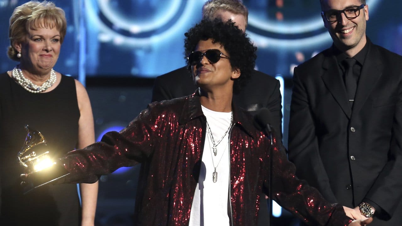 Bruno Mars könnte die ganze Welt umarmen. Bruno Mars könnte die ganze Welt umarmen.