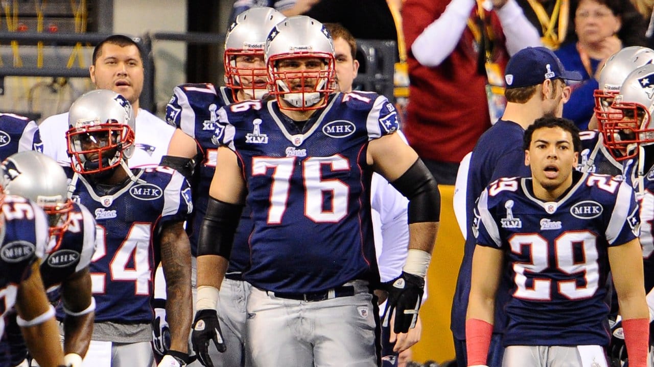 Vollmer (M) im Dress der New England Patriots. Vollmer (M) im Dress der New England Patriots.