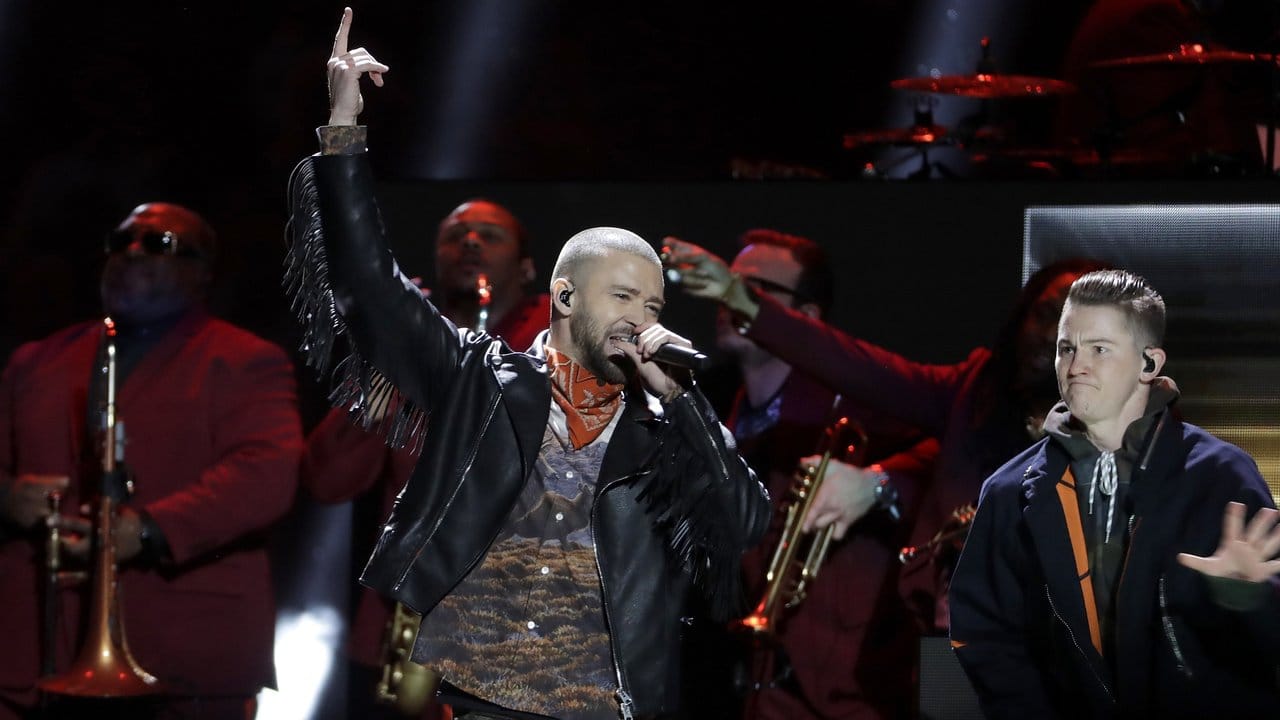 Justin Timberlake (m. Justin Timberlake (m.