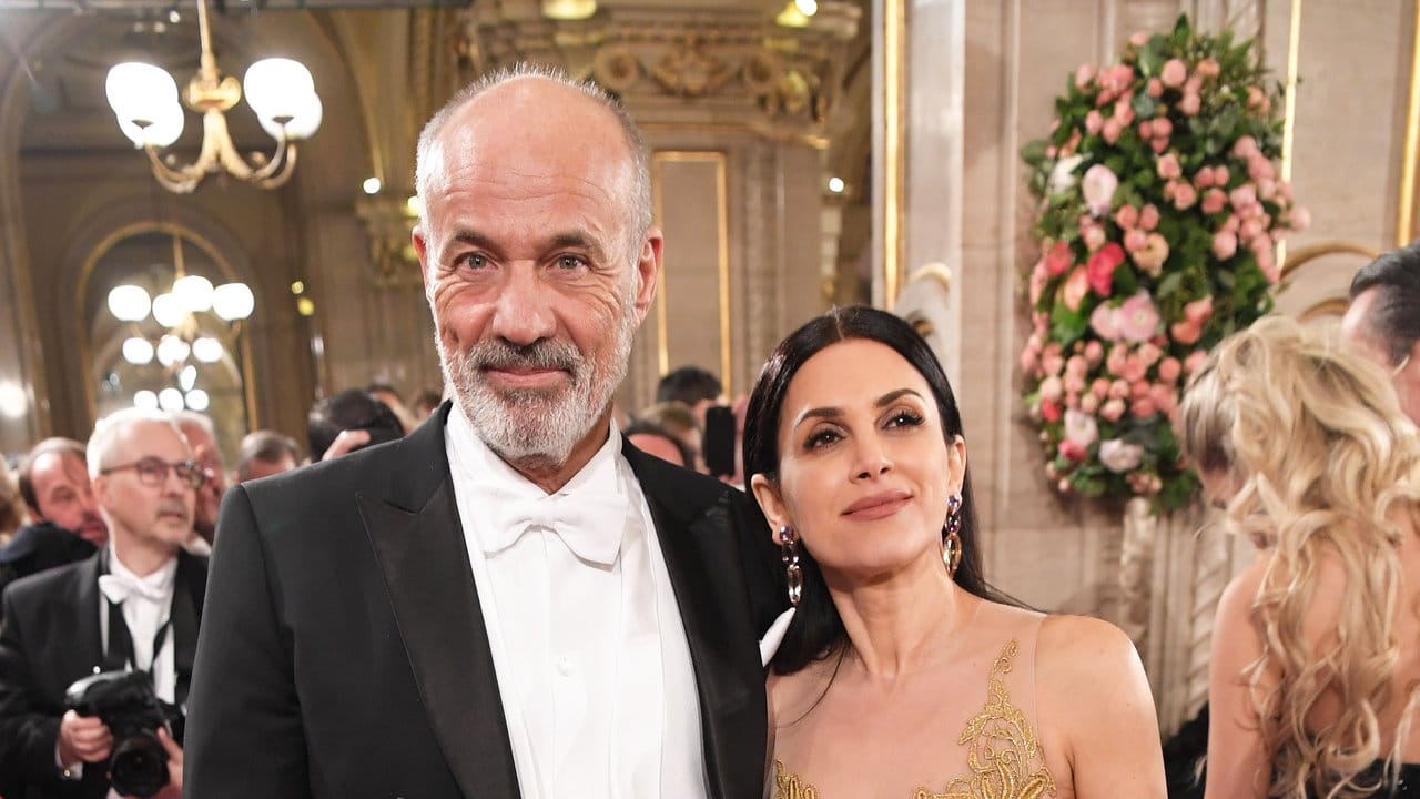 Schauspieler Heiner Lauterbach und Ehefrau Viktoria gehörten zu den Prominenten Gästen des Wiener Opernballs.