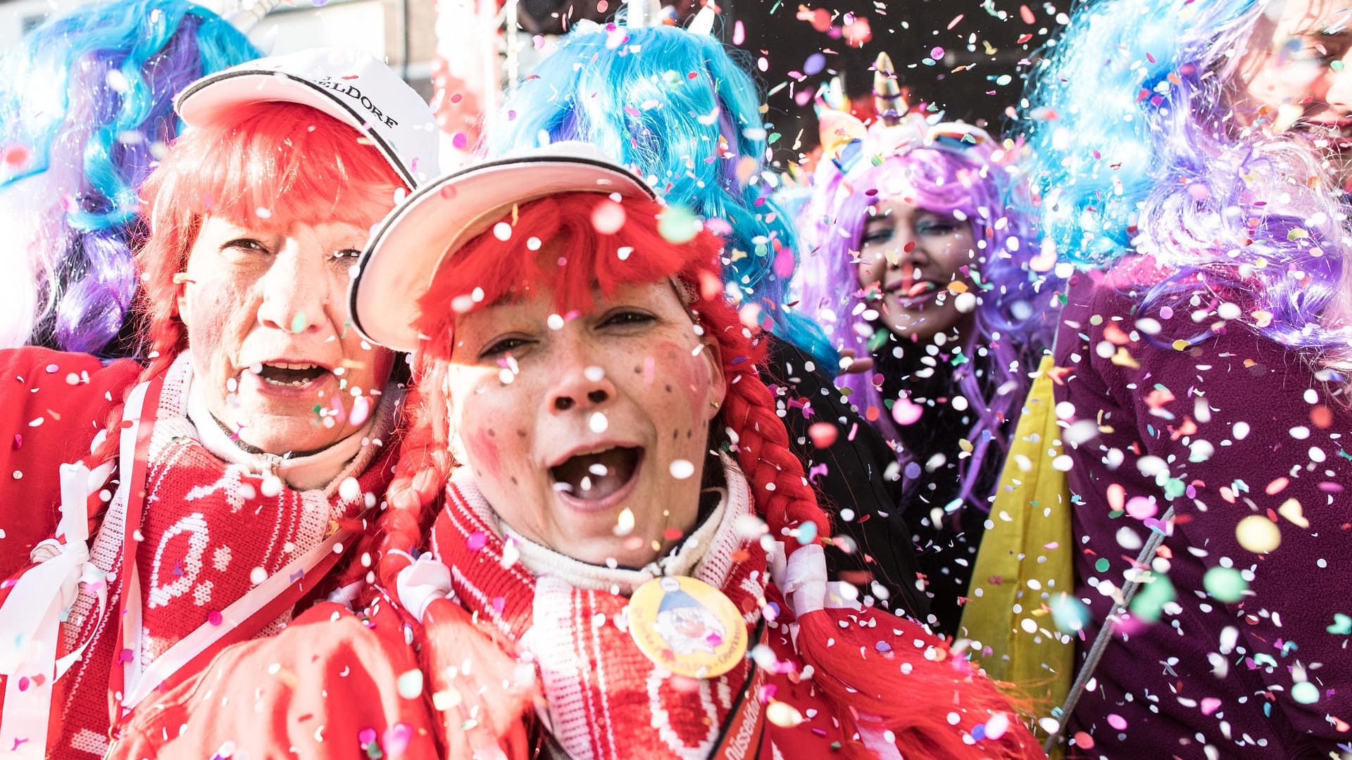 Närrischer Spaß: Zu Rosenmontag zeigt sich das Wetter in Westdeutschland überaus wechselhaft. Närrischer Spaß: Zu Rosenmontag zeigt sich das Wetter in Westdeutschland überaus wechselhaft.