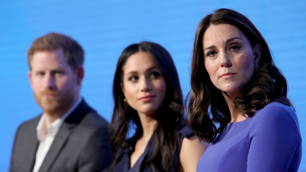 Prinz Harry (l-r), Meghan Markle und Herzogin Kate in London. Prinz Harry (l-r), Meghan Markle und Herzogin Kate in London.