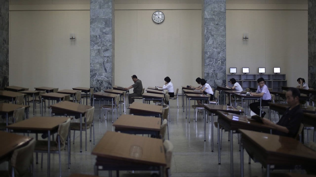 Die Große Studienhalle des Volkes ist die zentrale Bibliothek in Pjöngjang.