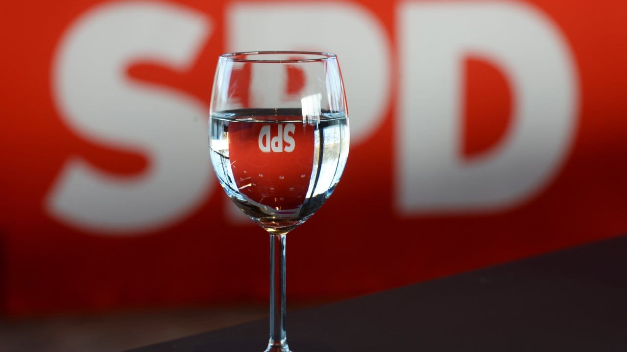 Die Unionsparteien haben vorgelegt, nun wartet alles auf die SPD. Die Unionsparteien haben vorgelegt, nun wartet alles auf die SPD.