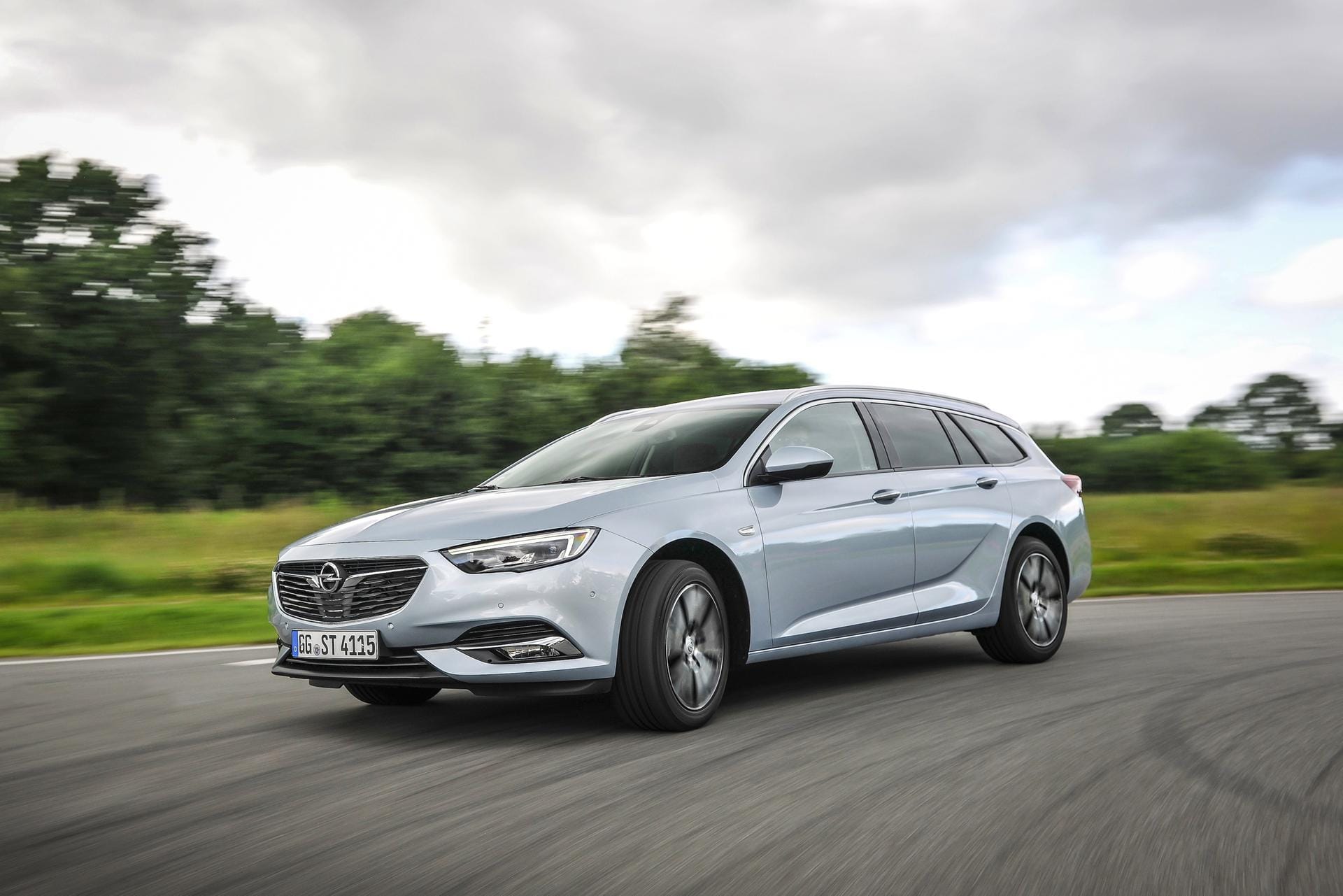 Opel: Noch bis Ende März gewährt Opel bis zu 7.000 Euro Preisnachlass bei Verschrottung eines alten Diesels