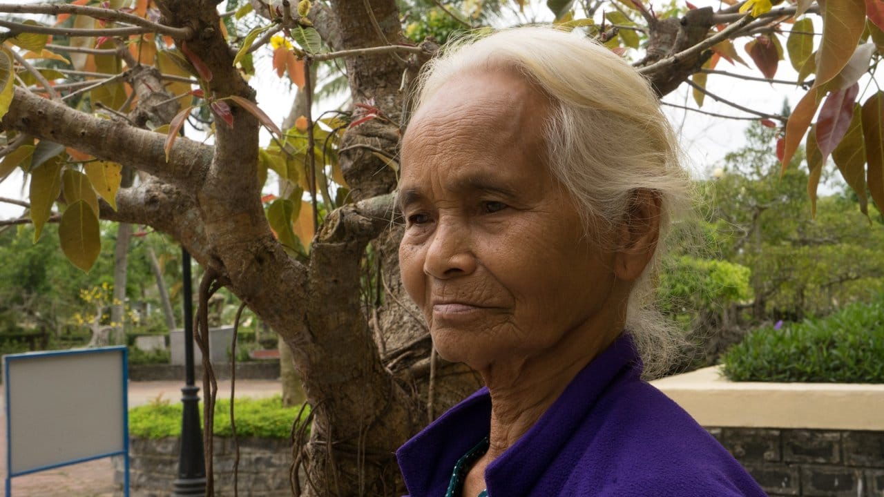 Sie hat überlebt: Die 80-jährige Vietnamesin Pham Thi Thuan. Sie hat überlebt: Die 80-jährige Vietnamesin Pham Thi Thuan.