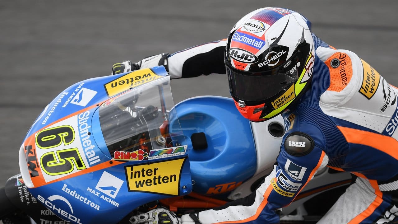 Der deutsche Moto3 Fahrer Philipp Öttl stürzte beim ersten Grand Prix der WM.